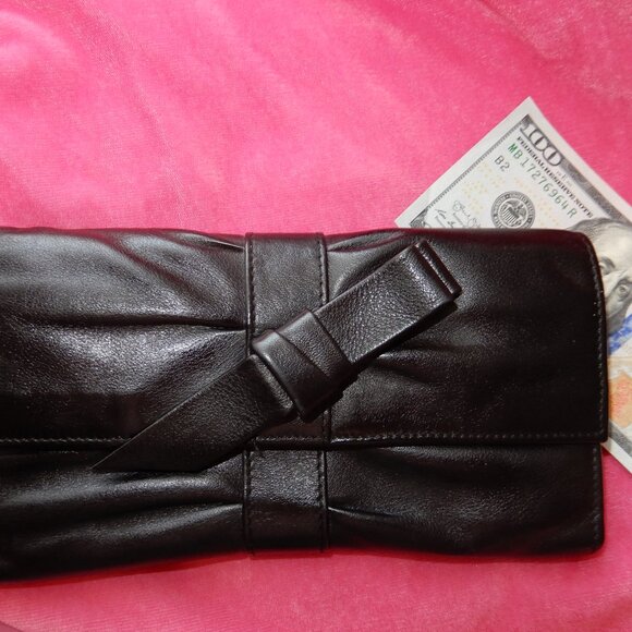 Mint Auth.Furla wallet Stunning with Fancy Bow Tie - Picture 16 of 16